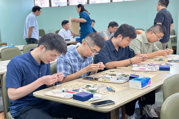 1759998643648101.jpg 3.jpg